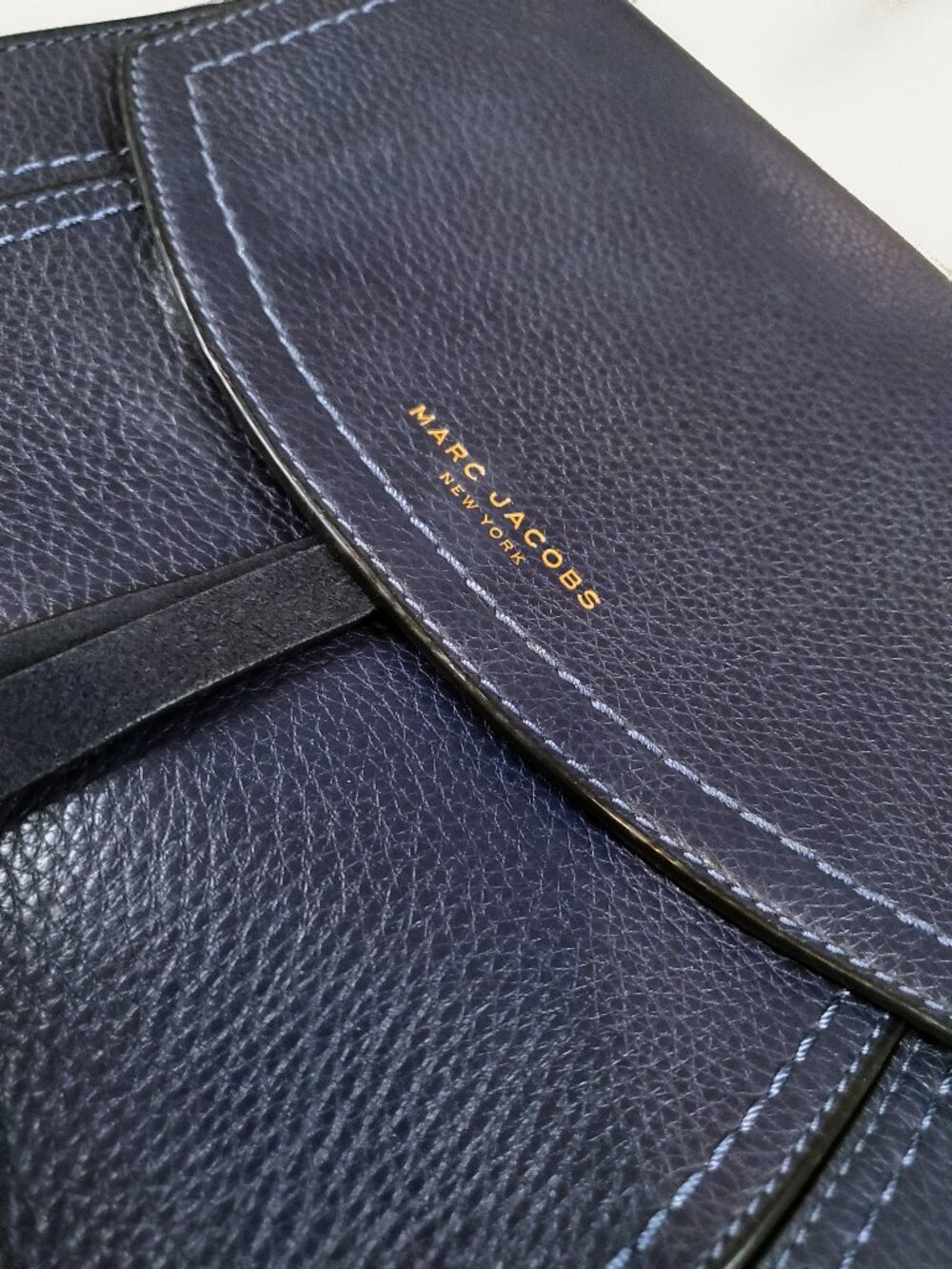 Marc Jacobs Maverick Large Saddle Shoulder Bag in Navy Blue Leather - Picture 11 of 13